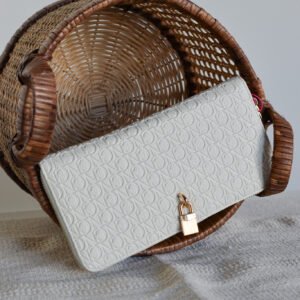 BILLETERO LOGO BLANCO NC